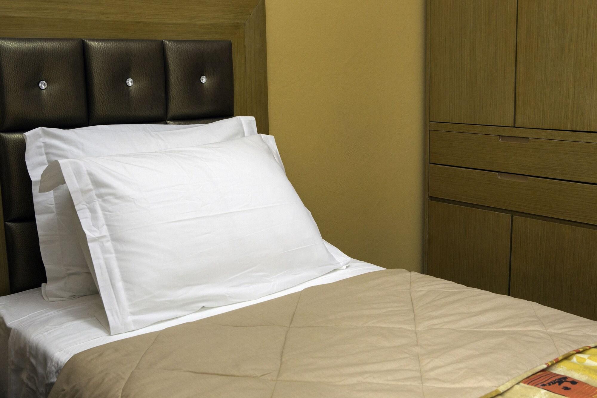 Wakola Hotel Fass Дакар Экстерьер фото